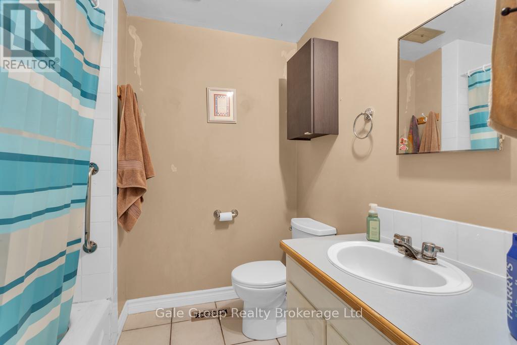 61 Tennyson Street, Woodstock (Woodstock - South), Ontario  N4S 8B3 - Photo 7 - X12633190