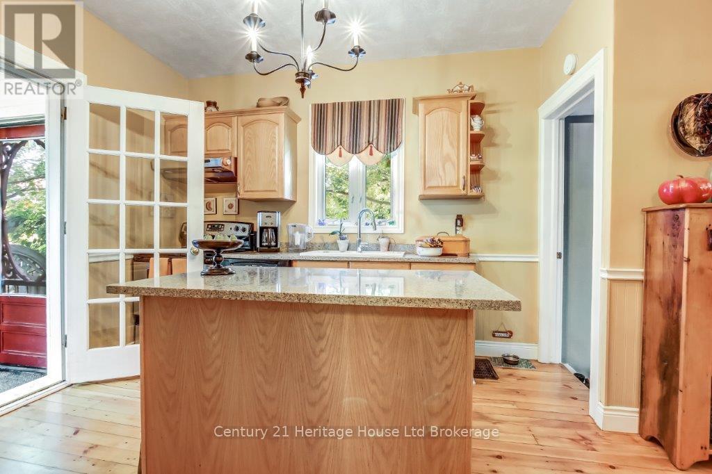 230 Graham Street, Woodstock (Woodstock - North), Ontario  N4S 6K7 - Photo 6 - X12643050