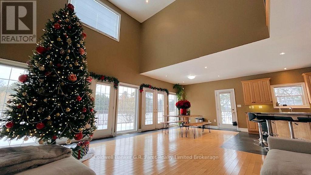 141 24 Highway E, Norfolk, Ontario  N0E 1P0 - Photo 17 - X12643318