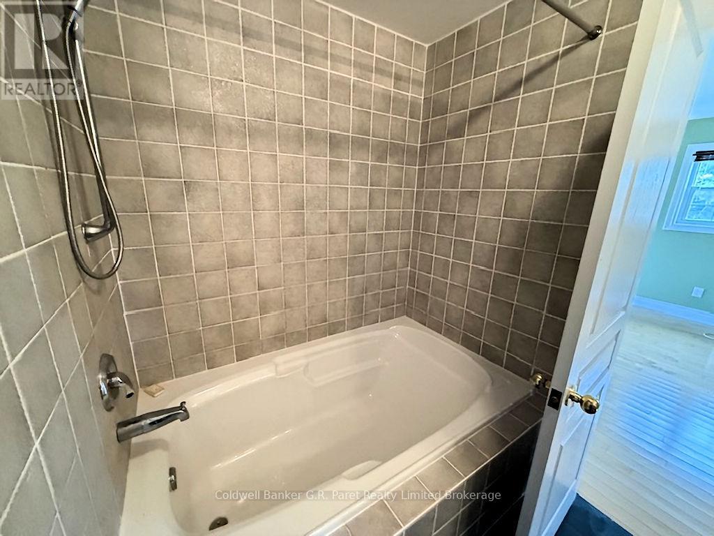 141 24 Highway E, Norfolk, Ontario  N0E 1P0 - Photo 37 - X12643318