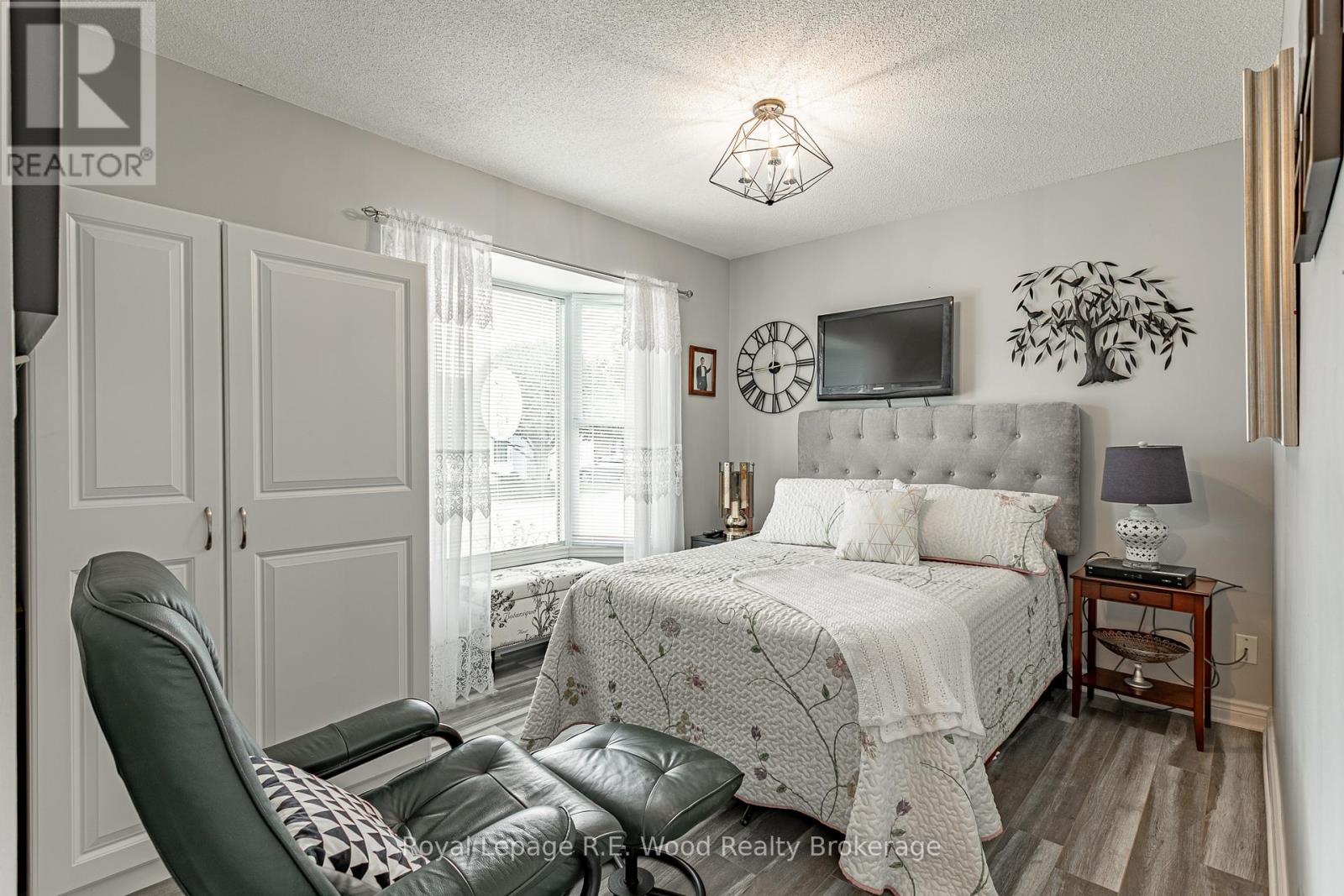 55 Seres Drive, Tillsonburg, Ontario  N4G 1Z7 - Photo 14 - X12644276