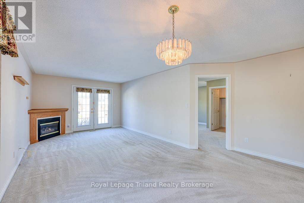 10 Armstrong Drive, Tillsonburg, Ontario  N4G 5T3 - Photo 17 - X12651322