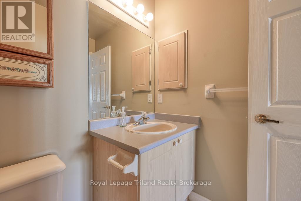 10 Armstrong Drive, Tillsonburg, Ontario  N4G 5T3 - Photo 23 - X12651322