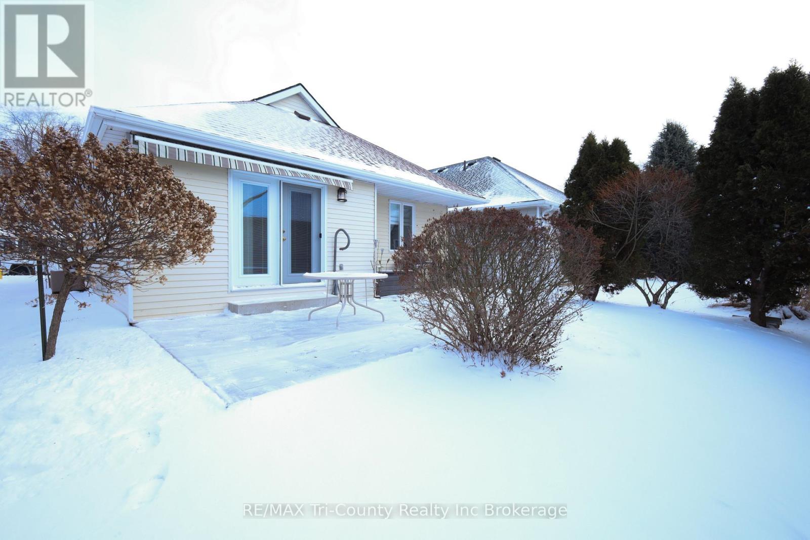 33 Wilkins Crescent, Tillsonburg, Ontario  N4G 5M6 - Photo 3 - X12654908