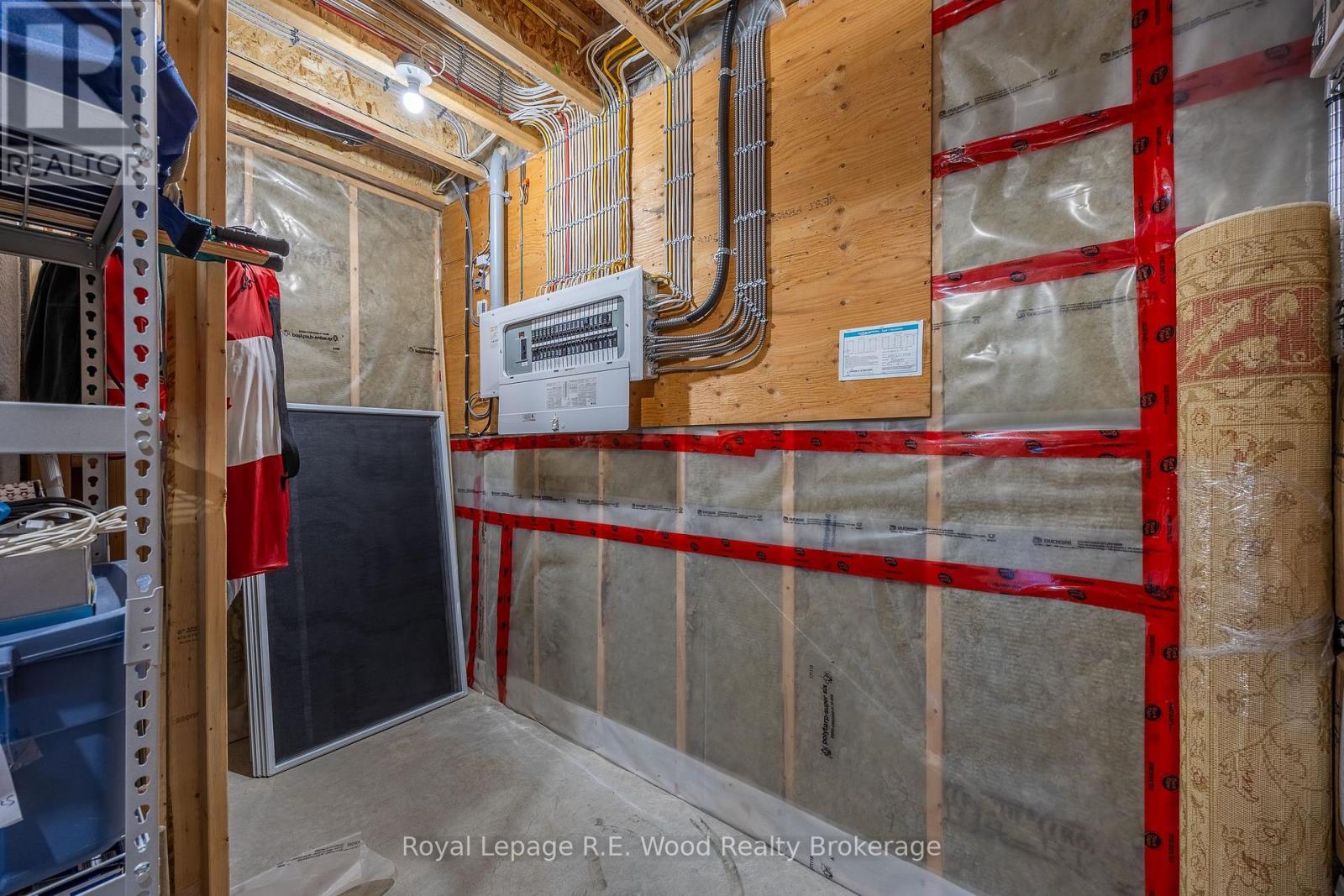 26 Millcreek Court, Norfolk (Courtland), Ontario  N0J 1E0 - Photo 36 - X12655790