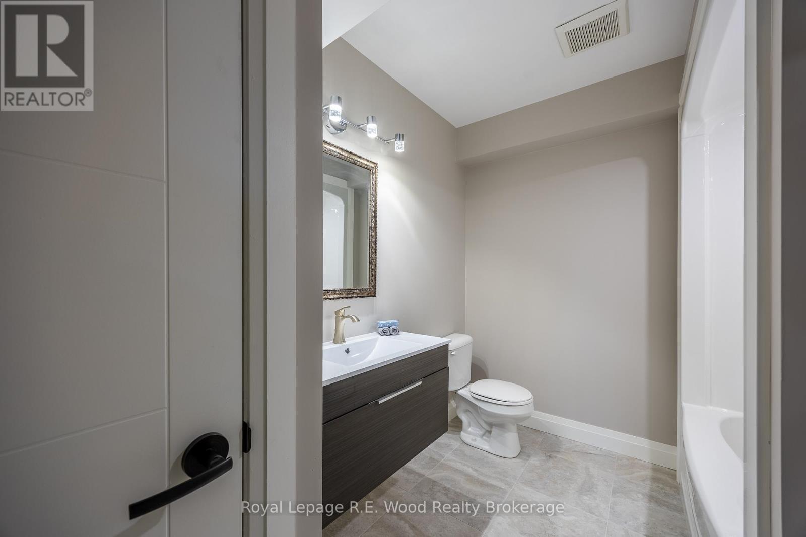 26 Millcreek Court, Norfolk (Courtland), Ontario  N0J 1E0 - Photo 37 - X12655790