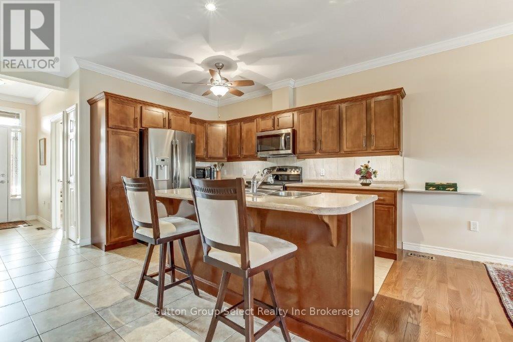 52 - 578 Spitfire Street, Woodstock (Woodstock - North), Ontario  N4T 0C2 - Photo 6 - X12656382