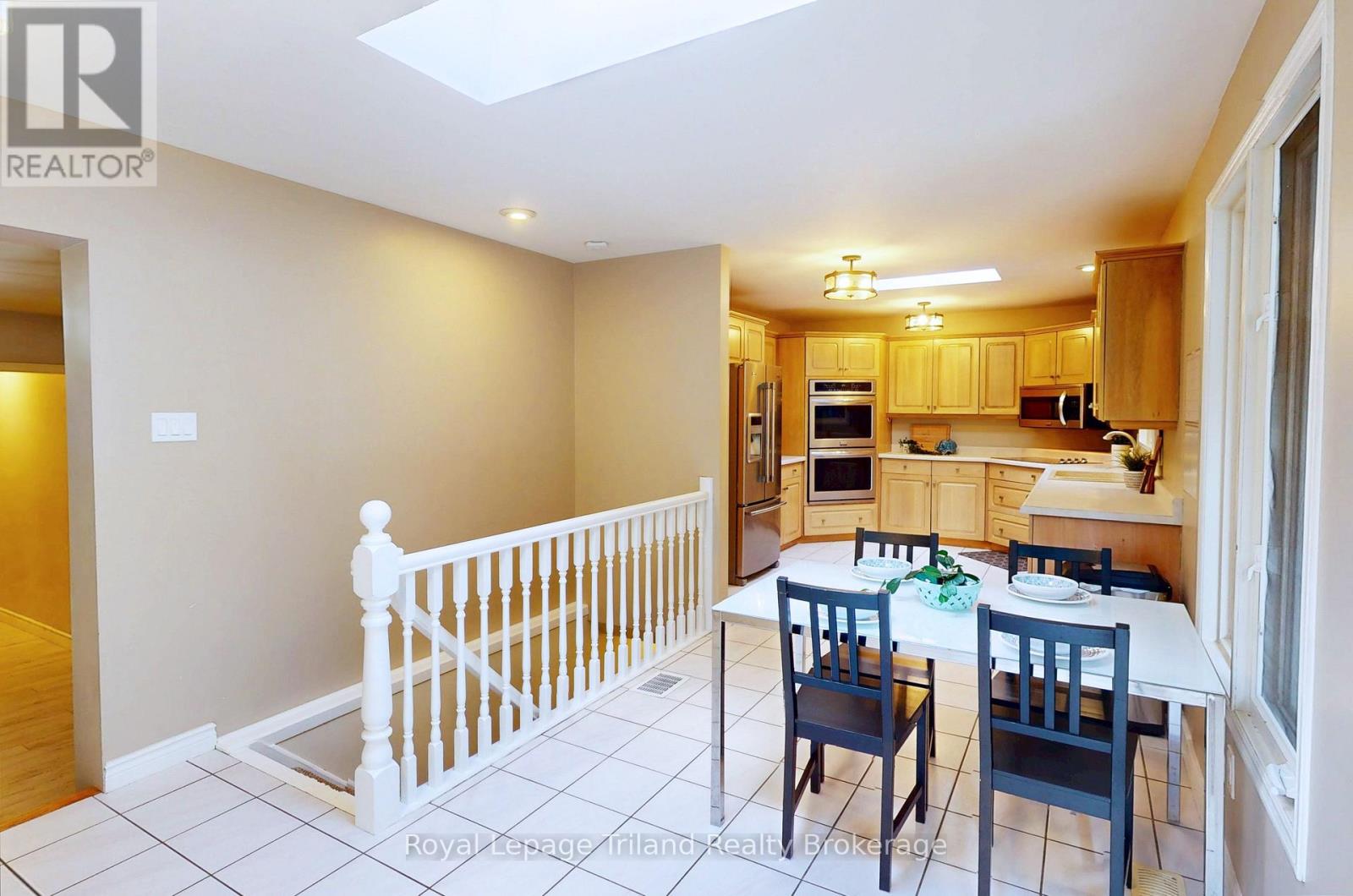 444 Lee Avenue, Woodstock (Woodstock - North), Ontario  N4S 6Y3 - Photo 11 - X12663102