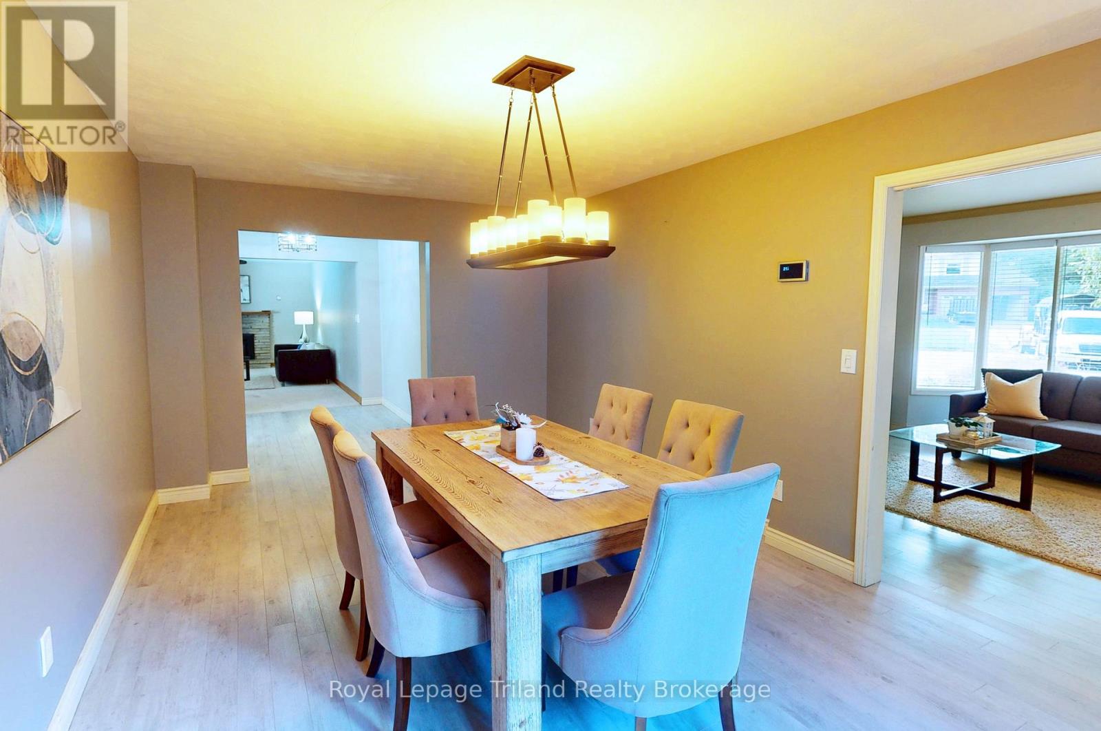 444 Lee Avenue, Woodstock (Woodstock - North), Ontario  N4S 6Y3 - Photo 6 - X12663102