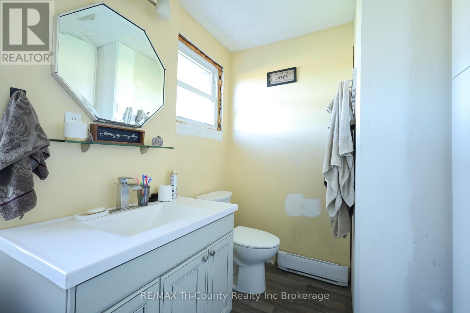 1225 1st Concession Enr Road, Norfolk, Ontario  N0E 1G0 - Photo 11 - X12665982