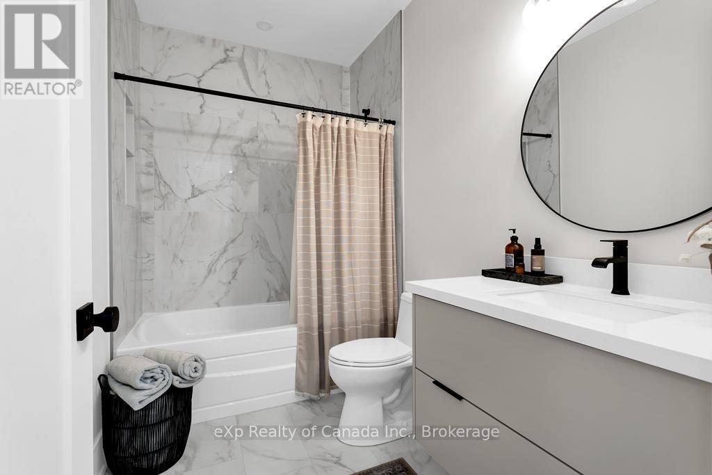 33 August Crescent, Norwich, Ontario  N0J 1R0 - Photo 32 - X12666140