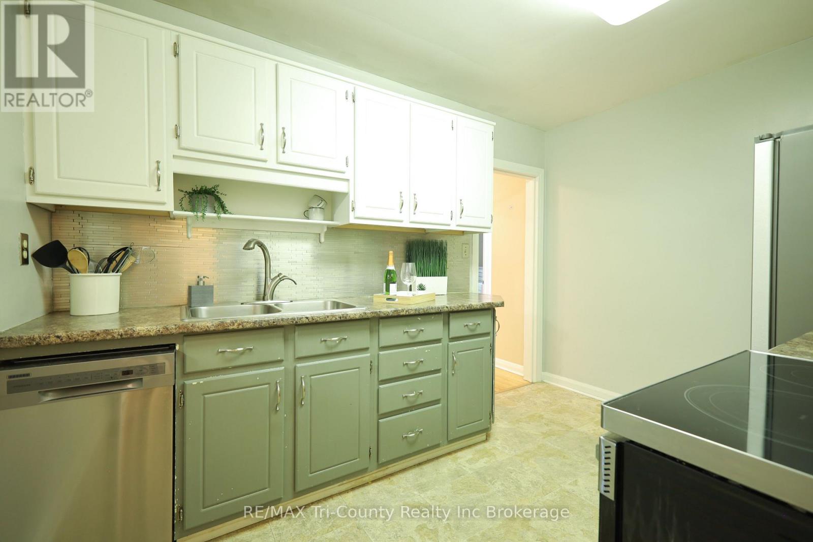 164 Fellner Avenue, London East (East M), Ontario  N5W 4H1 - Photo 13 - X12669540