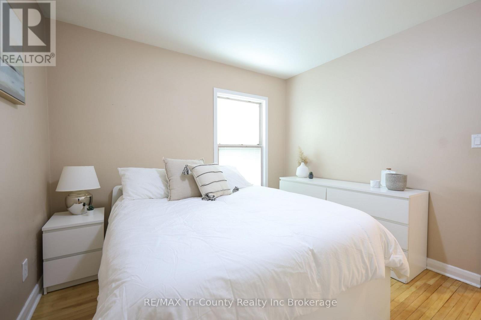 164 Fellner Avenue, London East (East M), Ontario  N5W 4H1 - Photo 9 - X12669540