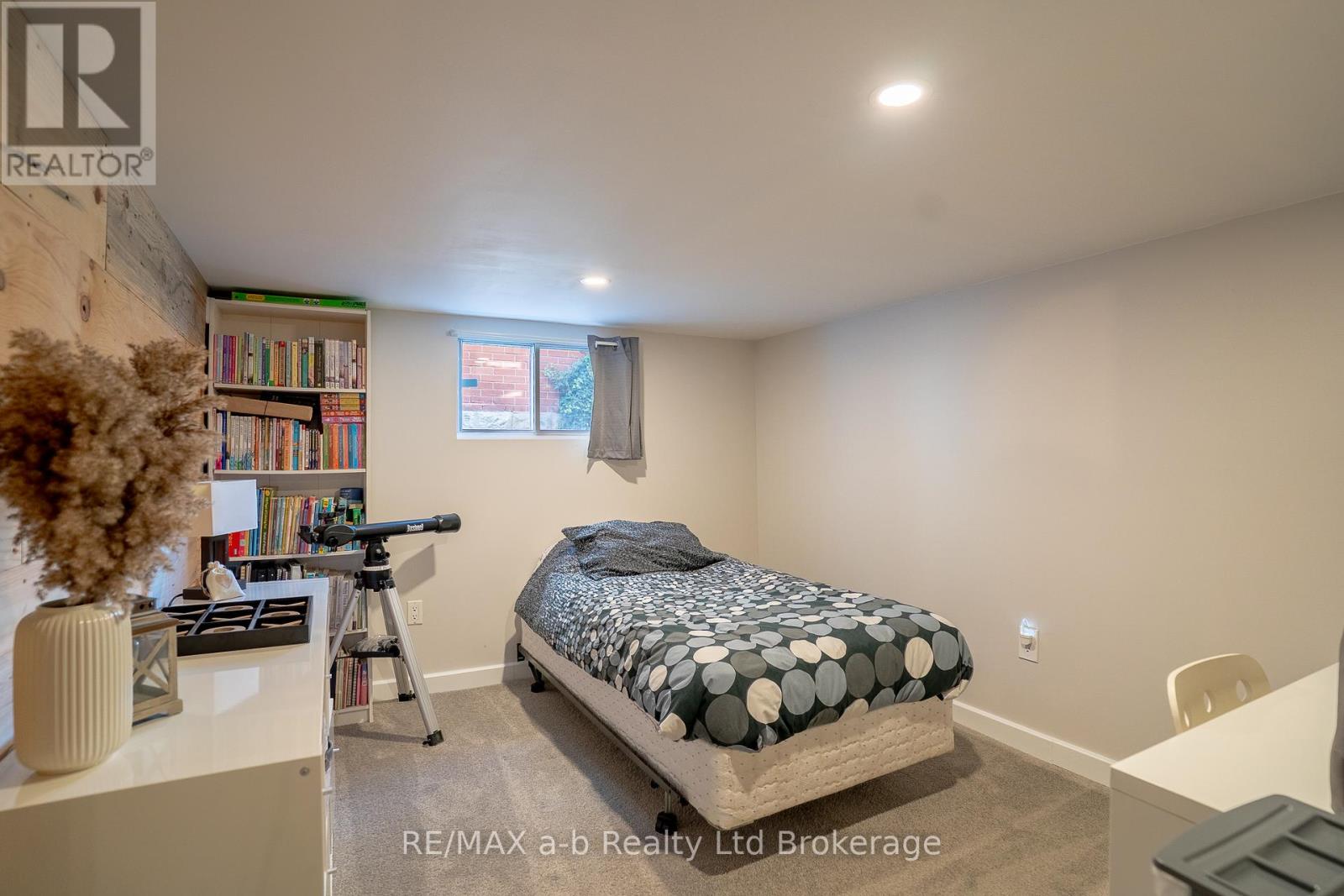 258 Graham Street, Woodstock (Woodstock - North), Ontario  N4S 6K7 - Photo 21 - X12671838