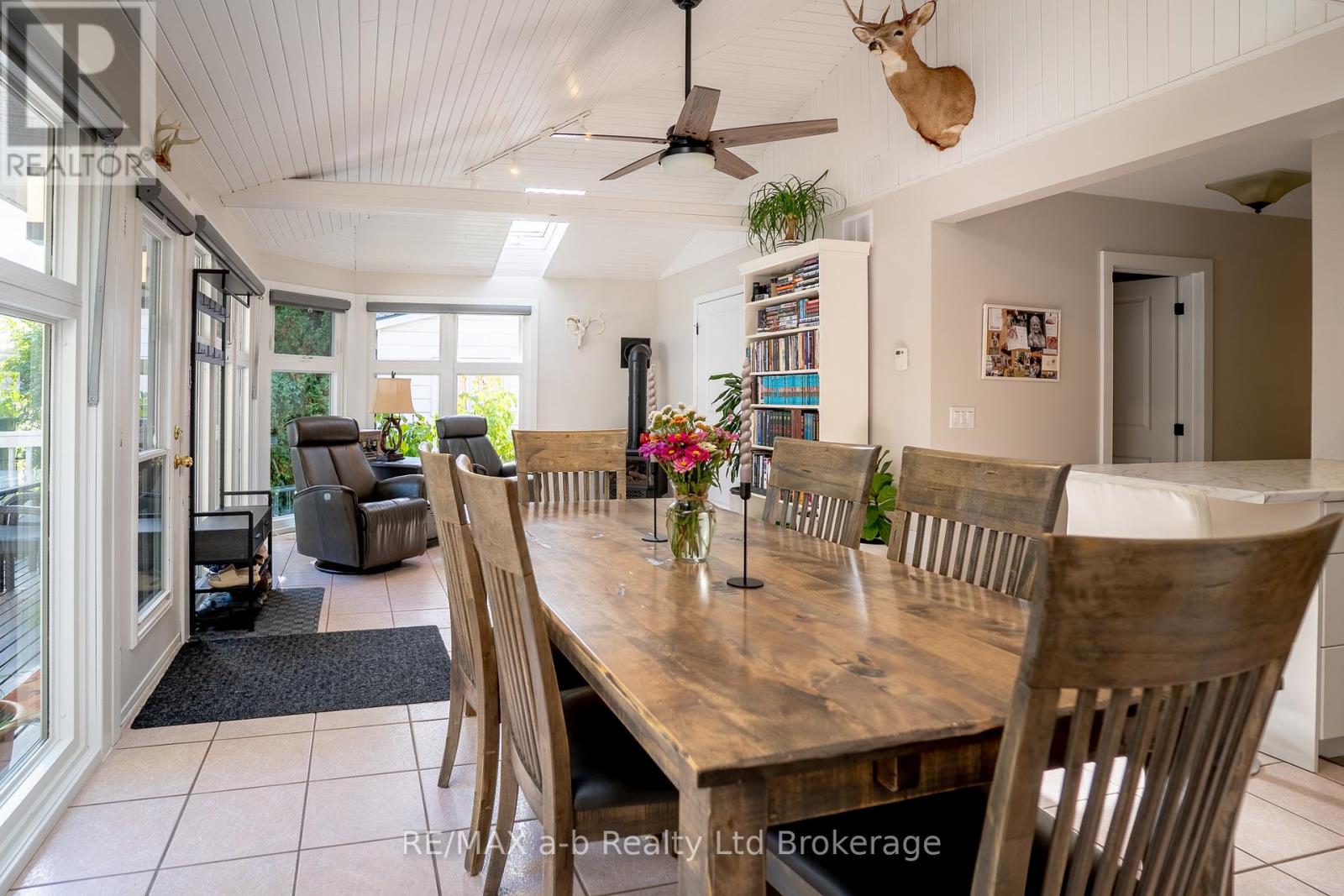 258 Graham Street, Woodstock (Woodstock - North), Ontario  N4S 6K7 - Photo 9 - X12671838