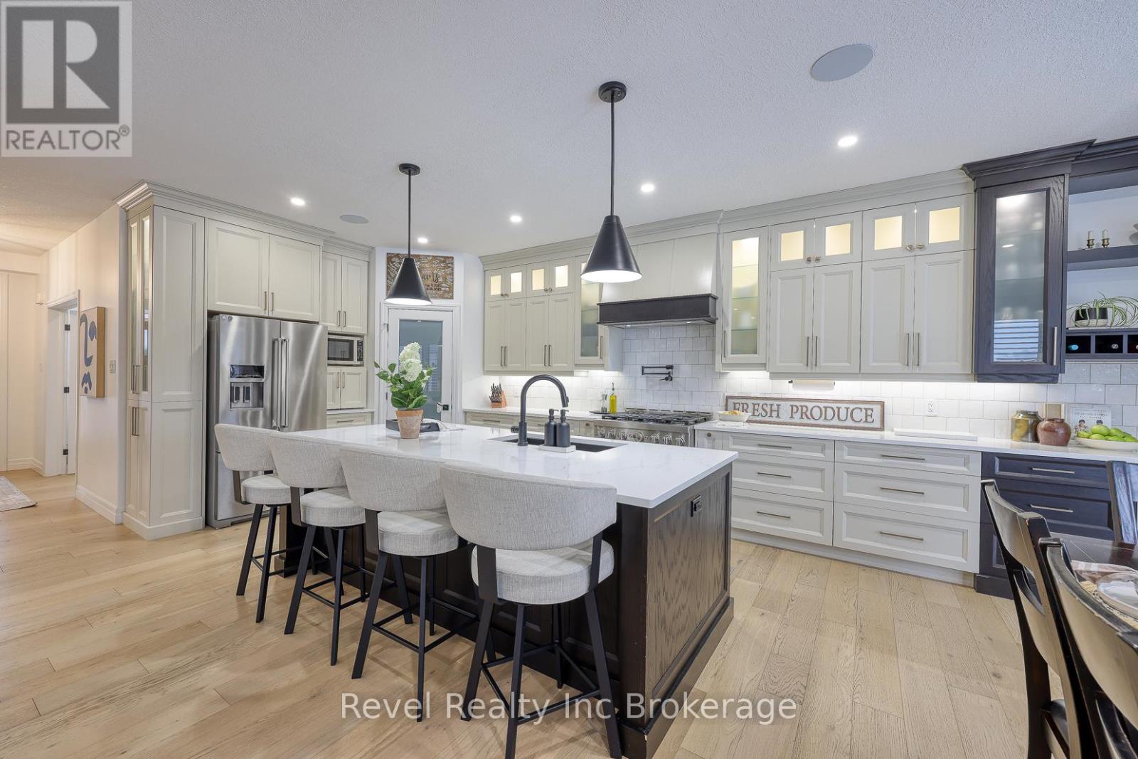 56 Hazelwood Pass, Thames Centre (Dorchester), Ontario  N0L 1G2 - Photo 11 - X12671984