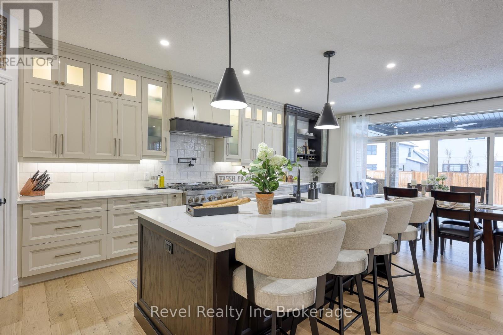 56 Hazelwood Pass, Thames Centre (Dorchester), Ontario  N0L 1G2 - Photo 12 - X12671984