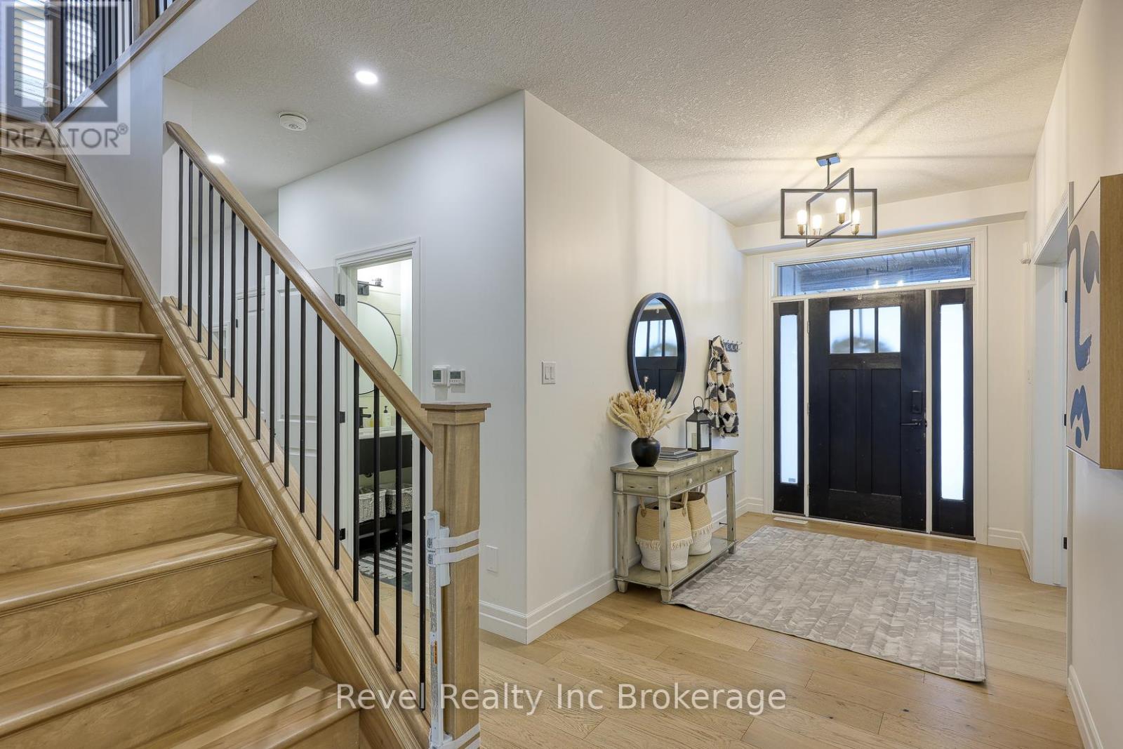 56 Hazelwood Pass, Thames Centre (Dorchester), Ontario  N0L 1G2 - Photo 16 - X12671984