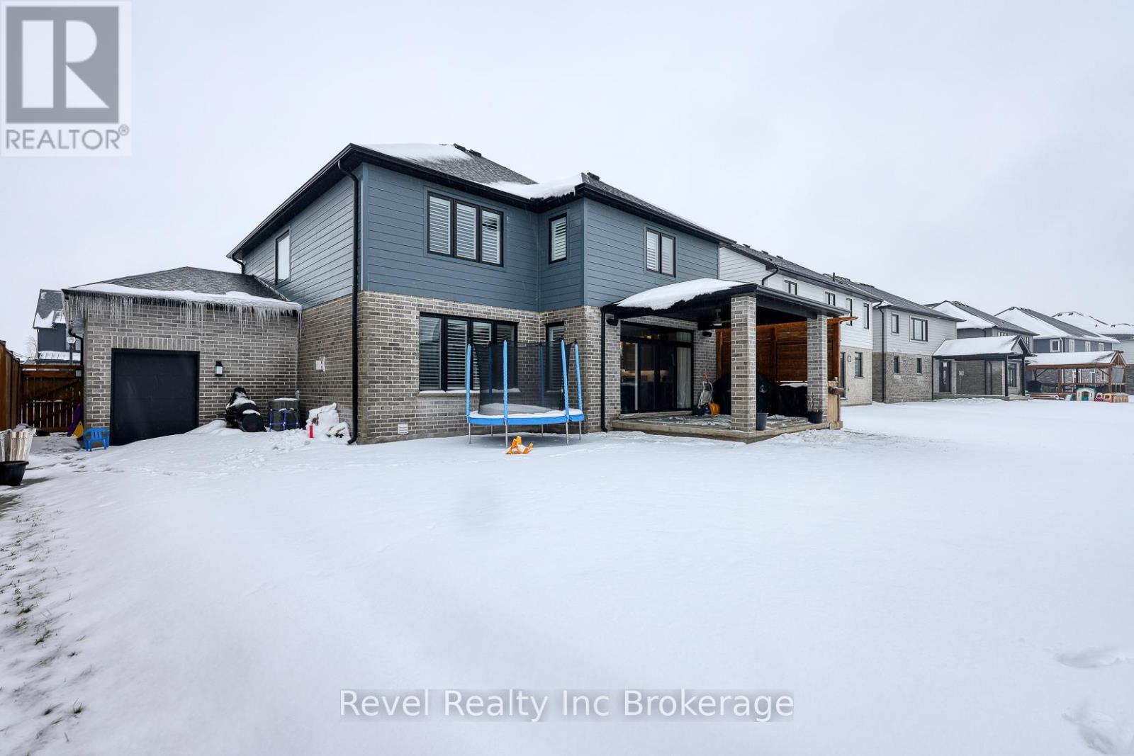 56 Hazelwood Pass, Thames Centre (Dorchester), Ontario  N0L 1G2 - Photo 33 - X12671984