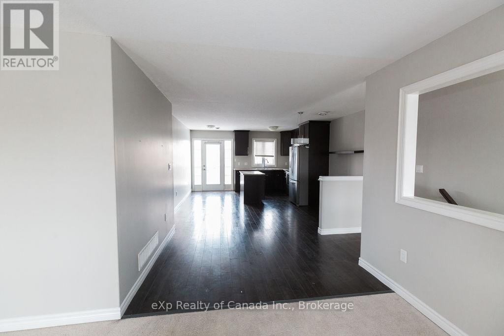 72 - 3320 Meadowgate Boulevard, London South (South U), Ontario  N6M 0A7 - Photo 10 - X12672236