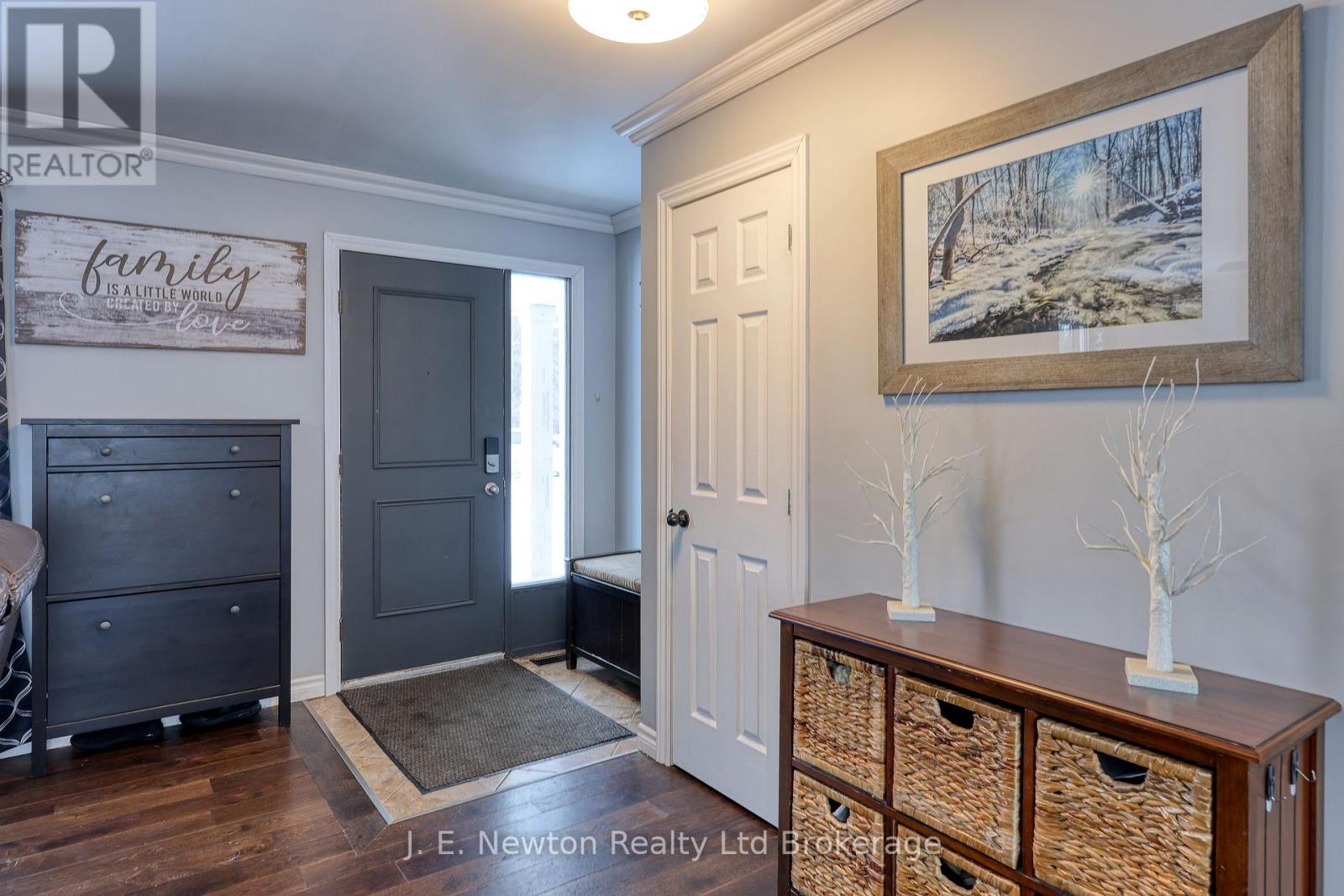 39 North Street W, Tillsonburg, Ontario  N4G 1B9 - Photo 12 - X12672310