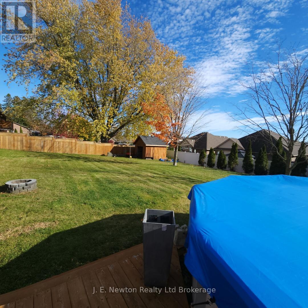 39 North Street W, Tillsonburg, Ontario  N4G 1B9 - Photo 7 - X12672310