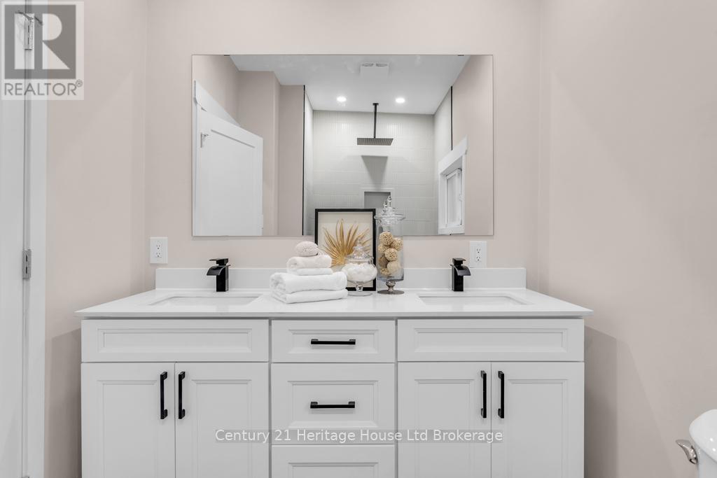 209 Victoria Street, Ingersoll (Ingersoll - North), Ontario  N5C 2N2 - Photo 23 - X12672852