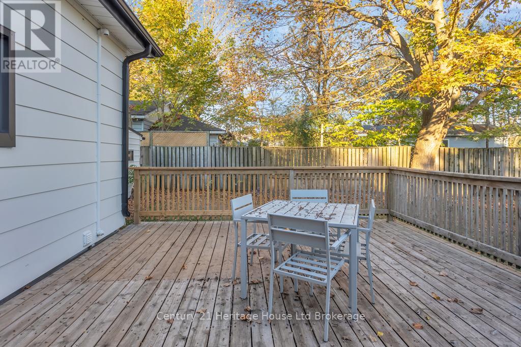 209 Victoria Street, Ingersoll (Ingersoll - North), Ontario  N5C 2N2 - Photo 29 - X12672852