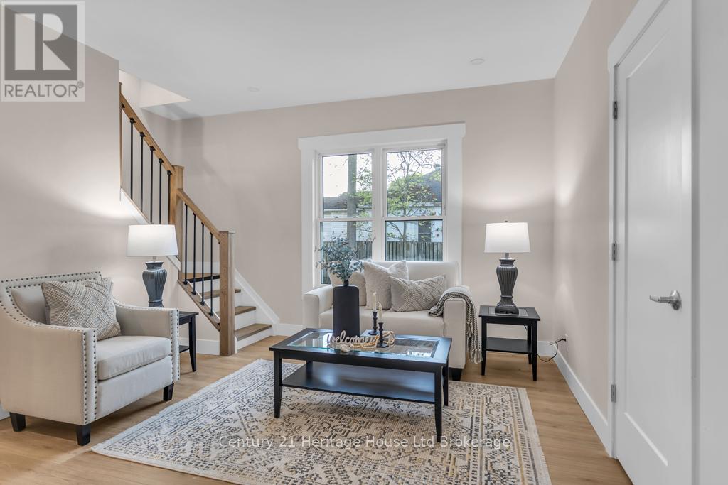 209 Victoria Street, Ingersoll (Ingersoll - North), Ontario  N5C 2N2 - Photo 4 - X12672852