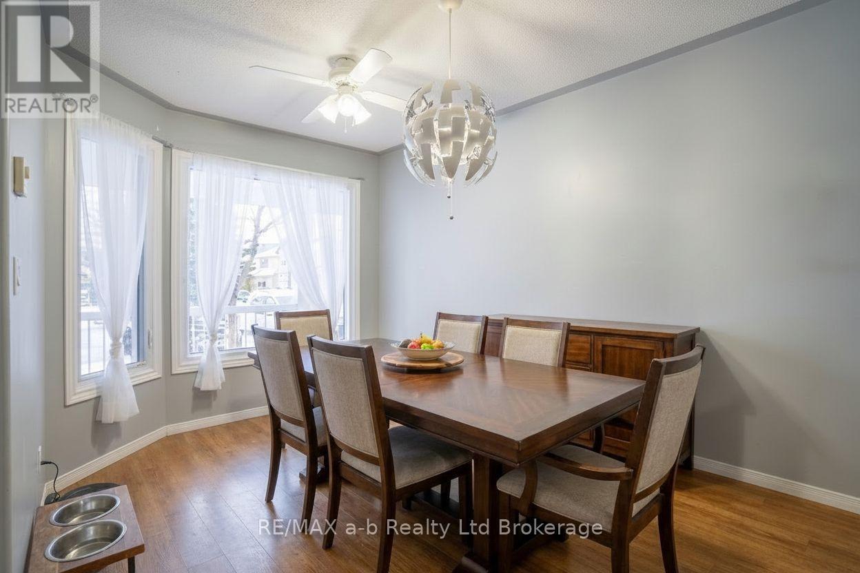 27 - 10 Dufferin Street, Norwich (Norwich Town), Ontario  N0J 1P0 - Photo 4 - X12673946