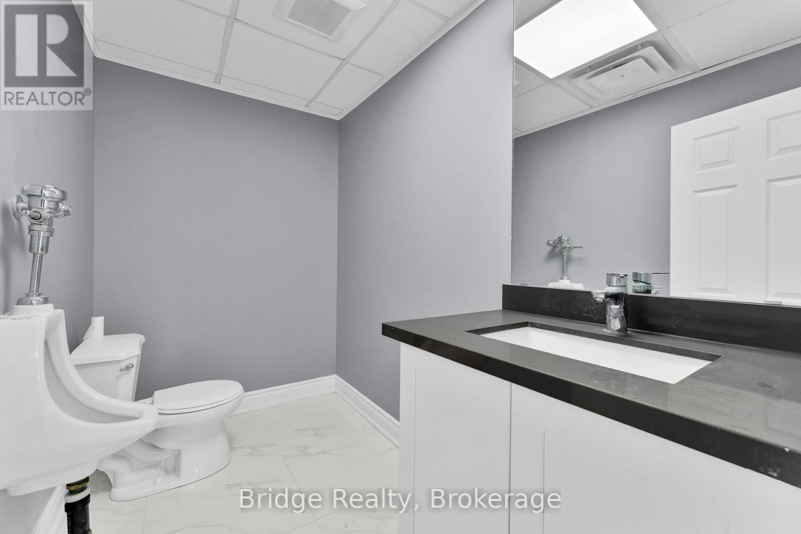 290 Dundas Street, Woodstock (Woodstock - North), Ontario  N4S 1B2 - Photo 34 - X12674420