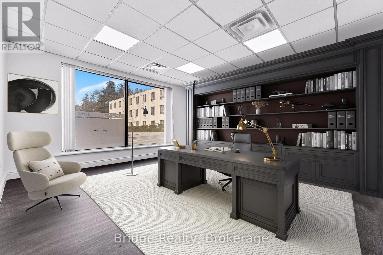 290 Dundas Street, Woodstock (Woodstock - North), Ontario  N4S 1B2 - Photo 6 - X12674420