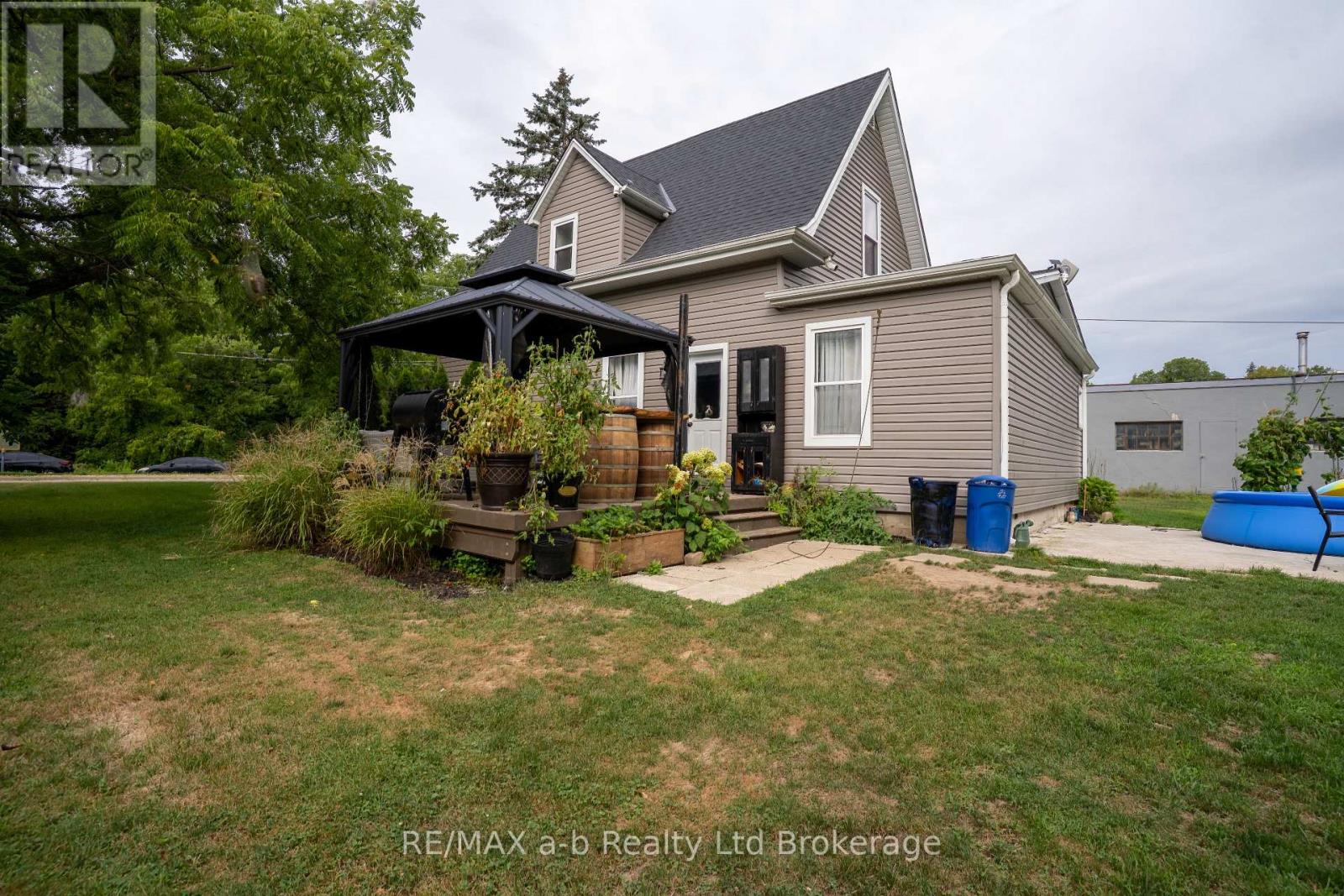 14 Old Vienna Road, Tillsonburg, Ontario  N4G 3C4 - Photo 4 - X12677294