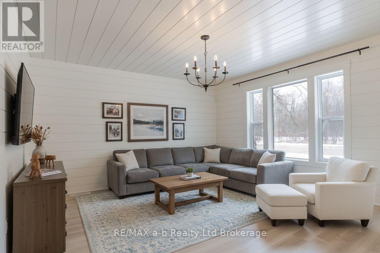 14 Old Vienna Road, Tillsonburg, Ontario  N4G 3C4 - Photo 7 - X12677294