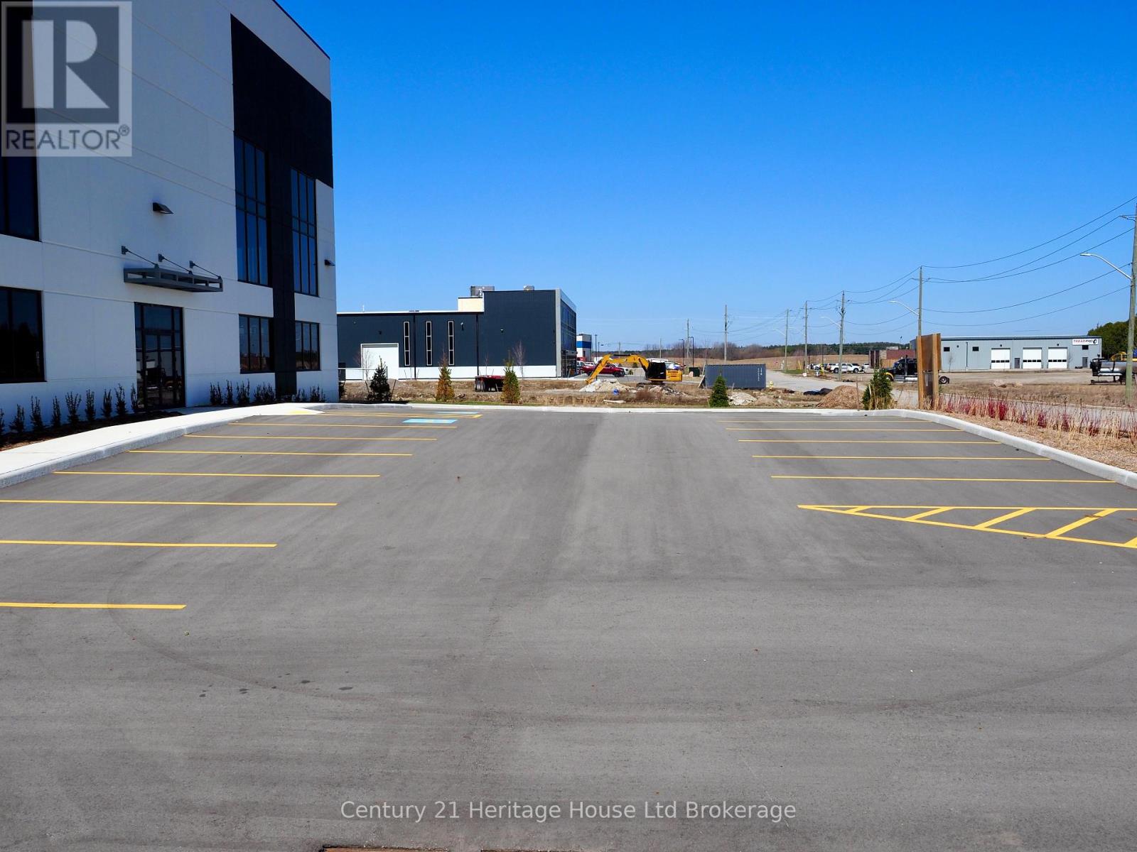 B 3-4 - 417 Griffin Way, Woodstock (Woodstock - North), Ontario  N4T 0N2 - Photo 11 - X12677704