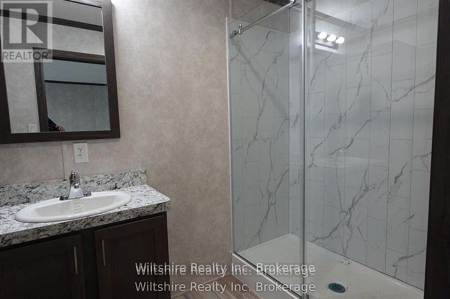 9 - 11981 Plank Rd (Tillsonburg) Road, Bayham, Ontario  N4G 4G9 - Photo 8 - X12677852