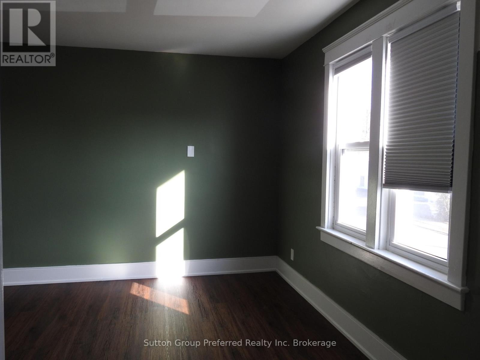 1792 Longwoods Road, Southwest Middlesex (Wardsville), Ontario  N0L 2N9 - Photo 27 - X12680444