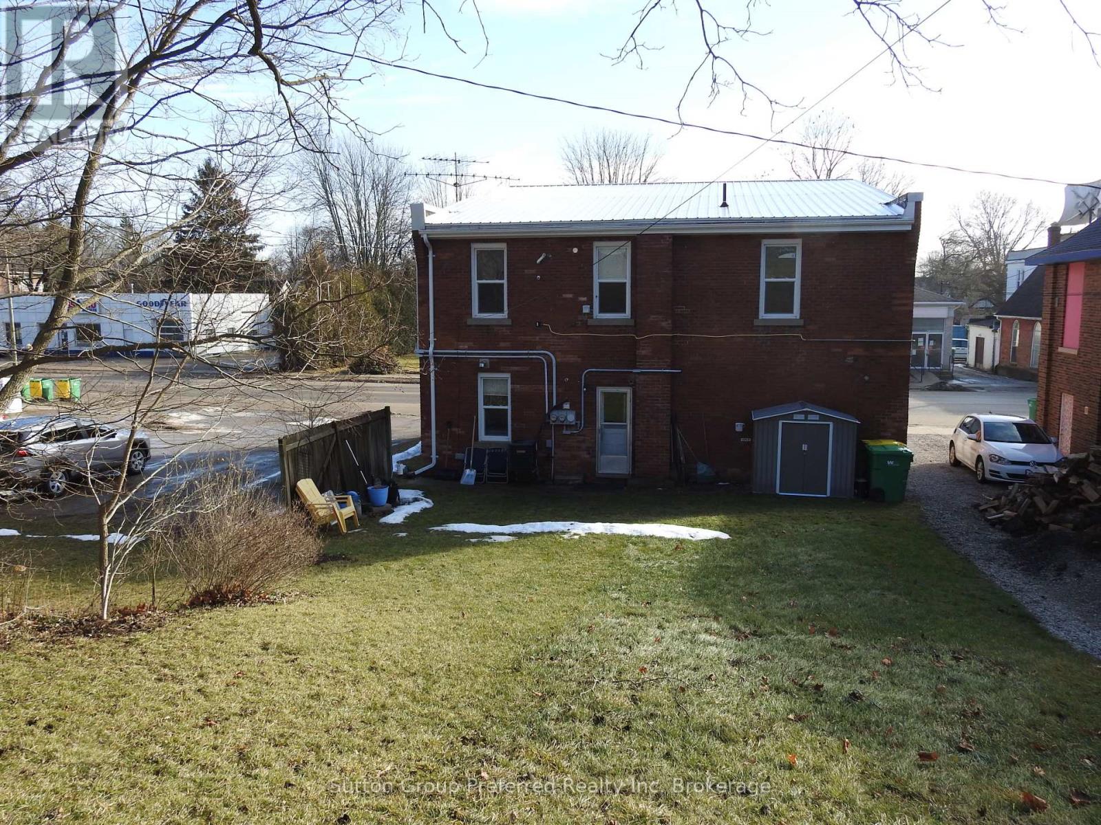 1792 Longwoods Road, Southwest Middlesex (Wardsville), Ontario  N0L 2N9 - Photo 34 - X12680444