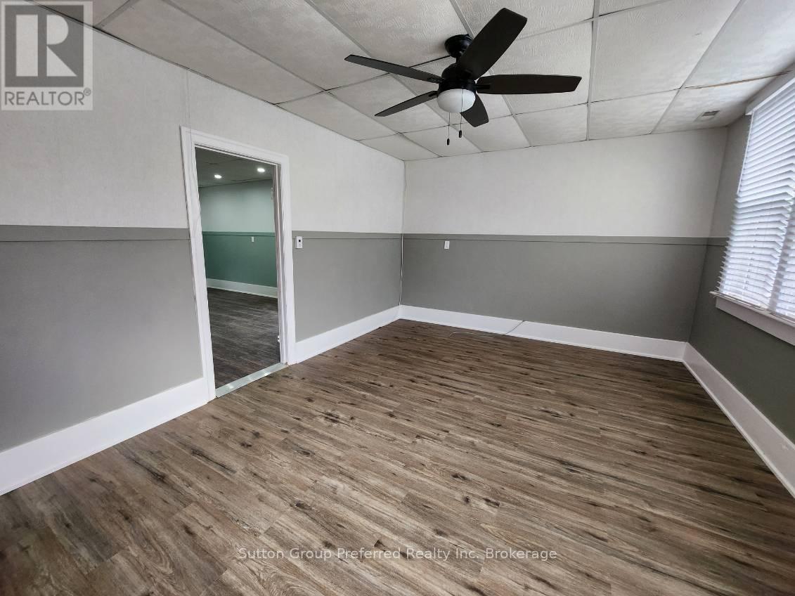 1792 Longwoods Road, Southwest Middlesex (Wardsville), Ontario  N0L 2N9 - Photo 5 - X12680444