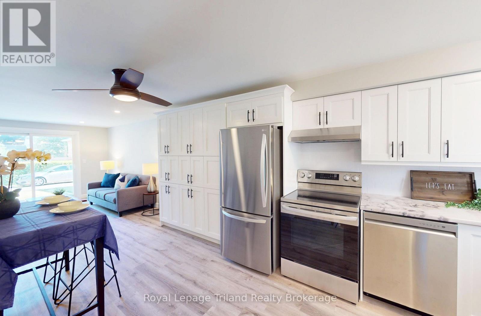 648 Brant Street, Woodstock (Woodstock - North), Ontario  N4S 5J8 - Photo 2 - X12682540