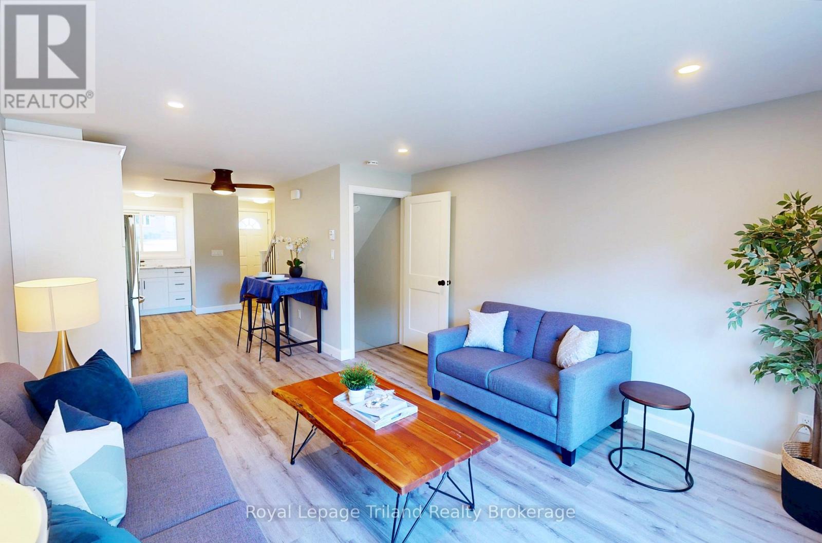 648 Brant Street, Woodstock (Woodstock - North), Ontario  N4S 5J8 - Photo 7 - X12682540