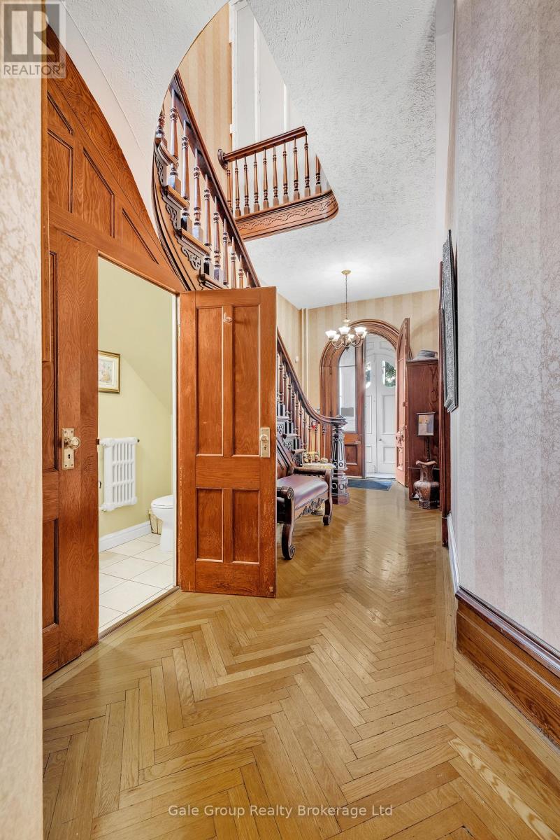 77 Light Street, Woodstock (Woodstock - North), Ontario  N4S 6G9 - Photo 11 - X12685768