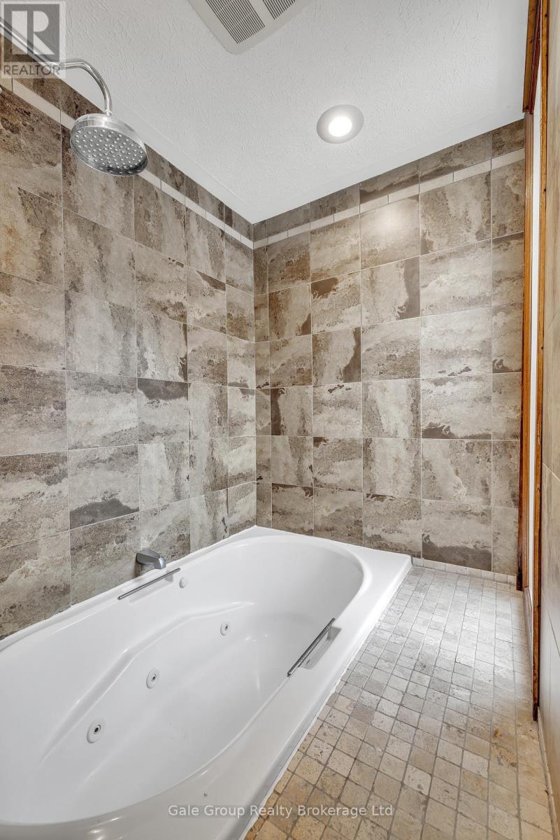 77 Light Street, Woodstock (Woodstock - North), Ontario  N4S 6G9 - Photo 15 - X12685768