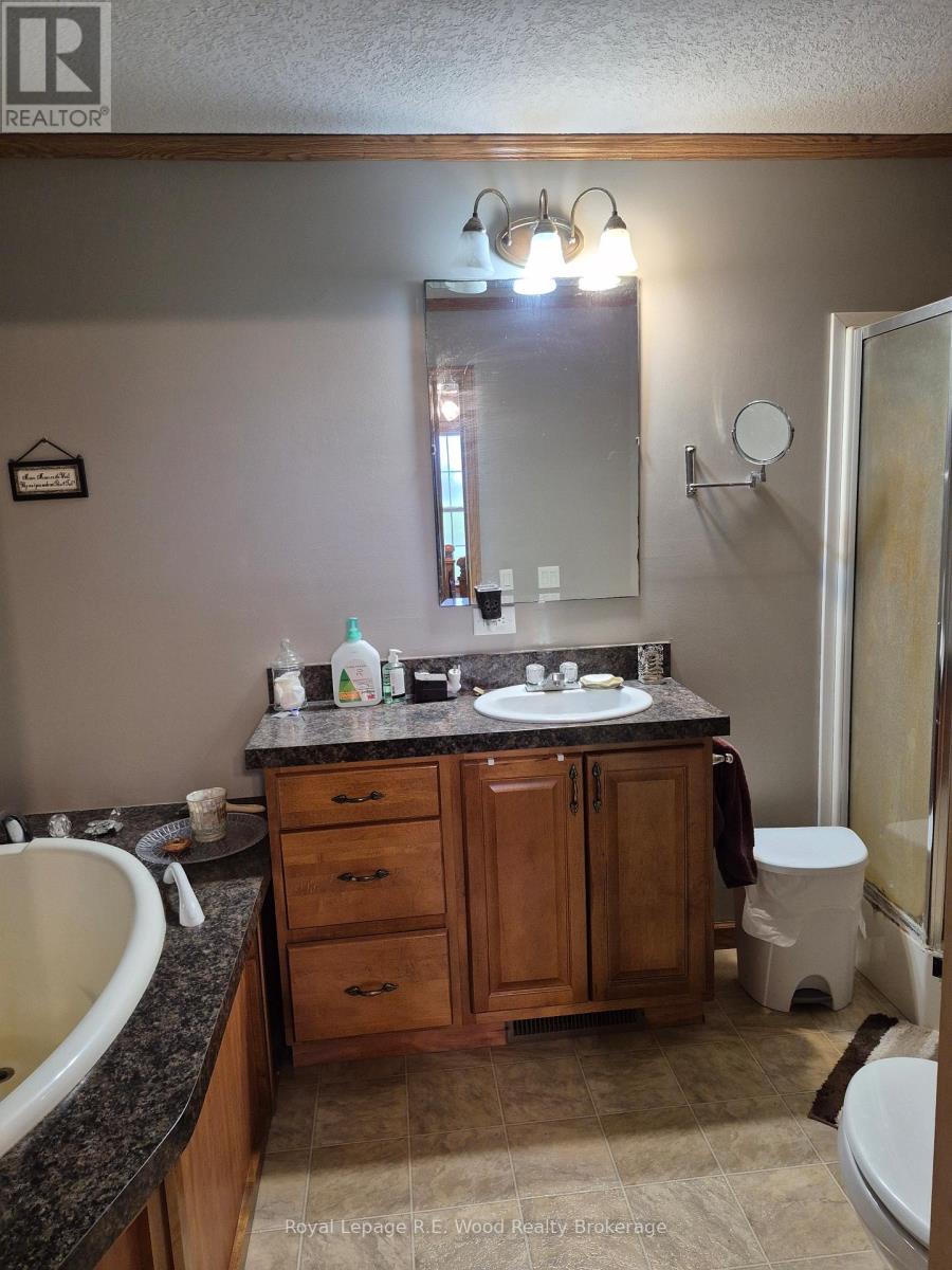 1319 Windham Road 9 Road, Norfolk, Ontario  N0E 2A0 - Photo 18 - X12686742