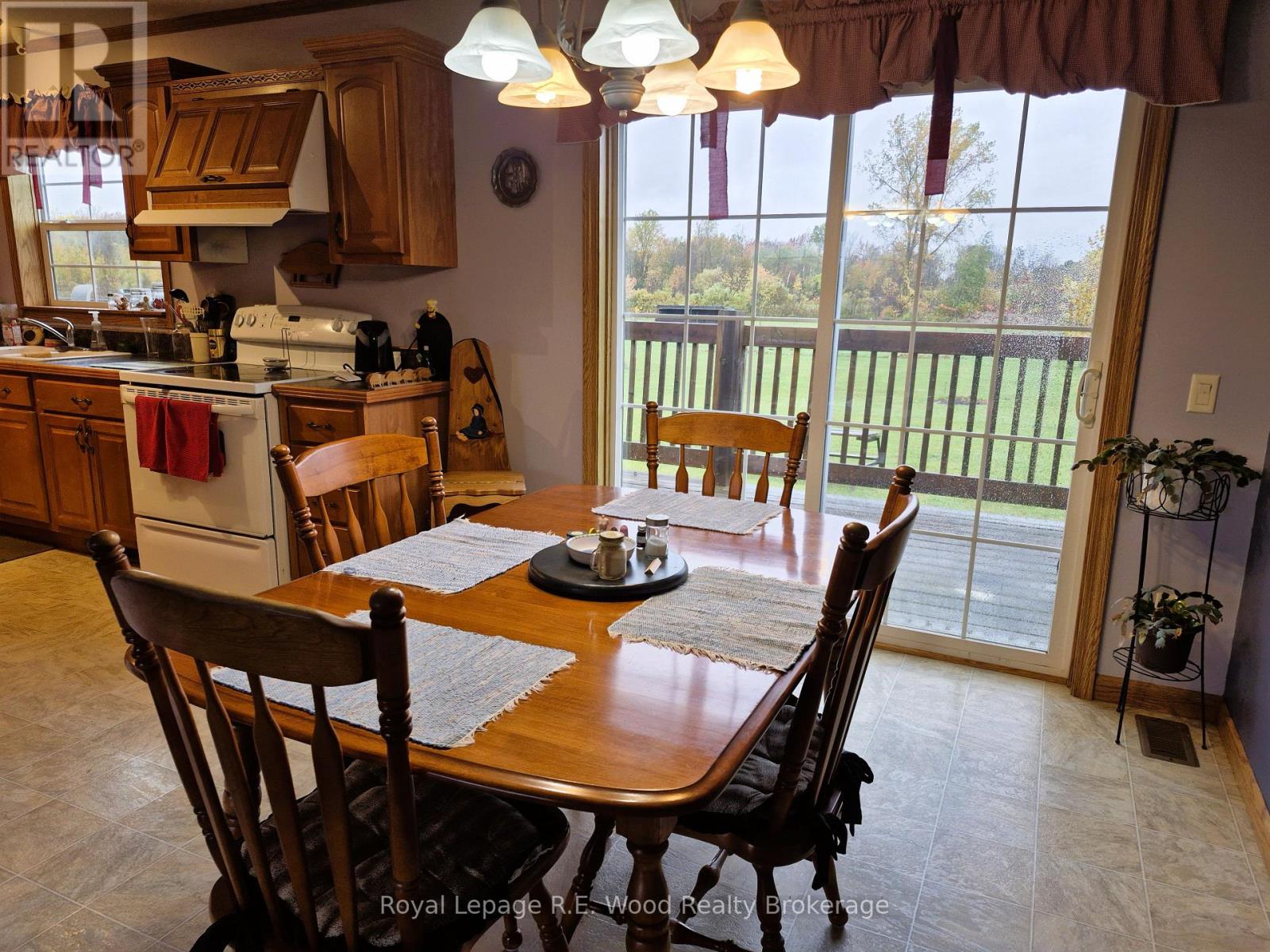 1319 Windham Road 9 Road E, Norfolk, Ontario  N0E 2A0 - Photo 14 - X12686776