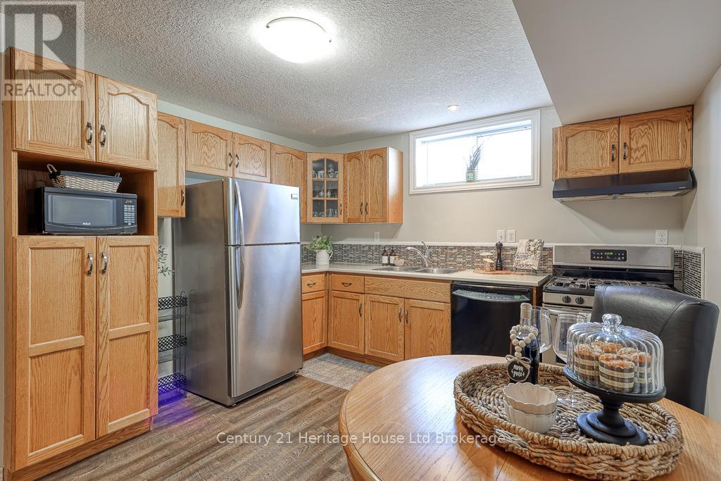 57 Fuller Drive, Ingersoll (Ingersoll - South), Ontario  N5C 4H4 - Photo 25 - X12691156