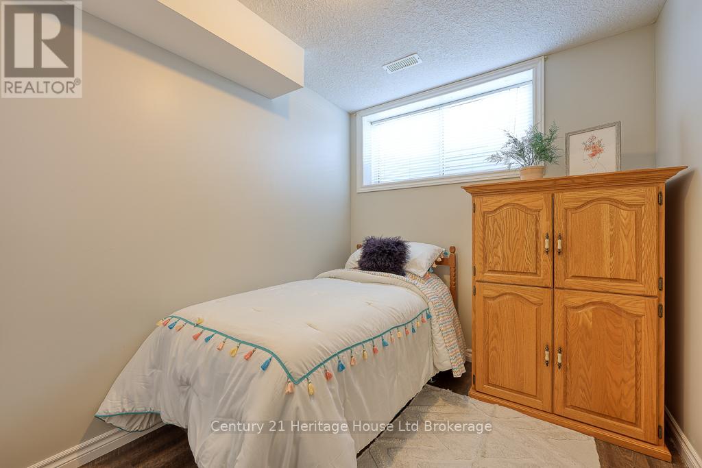 57 Fuller Drive, Ingersoll (Ingersoll - South), Ontario  N5C 4H4 - Photo 28 - X12691156