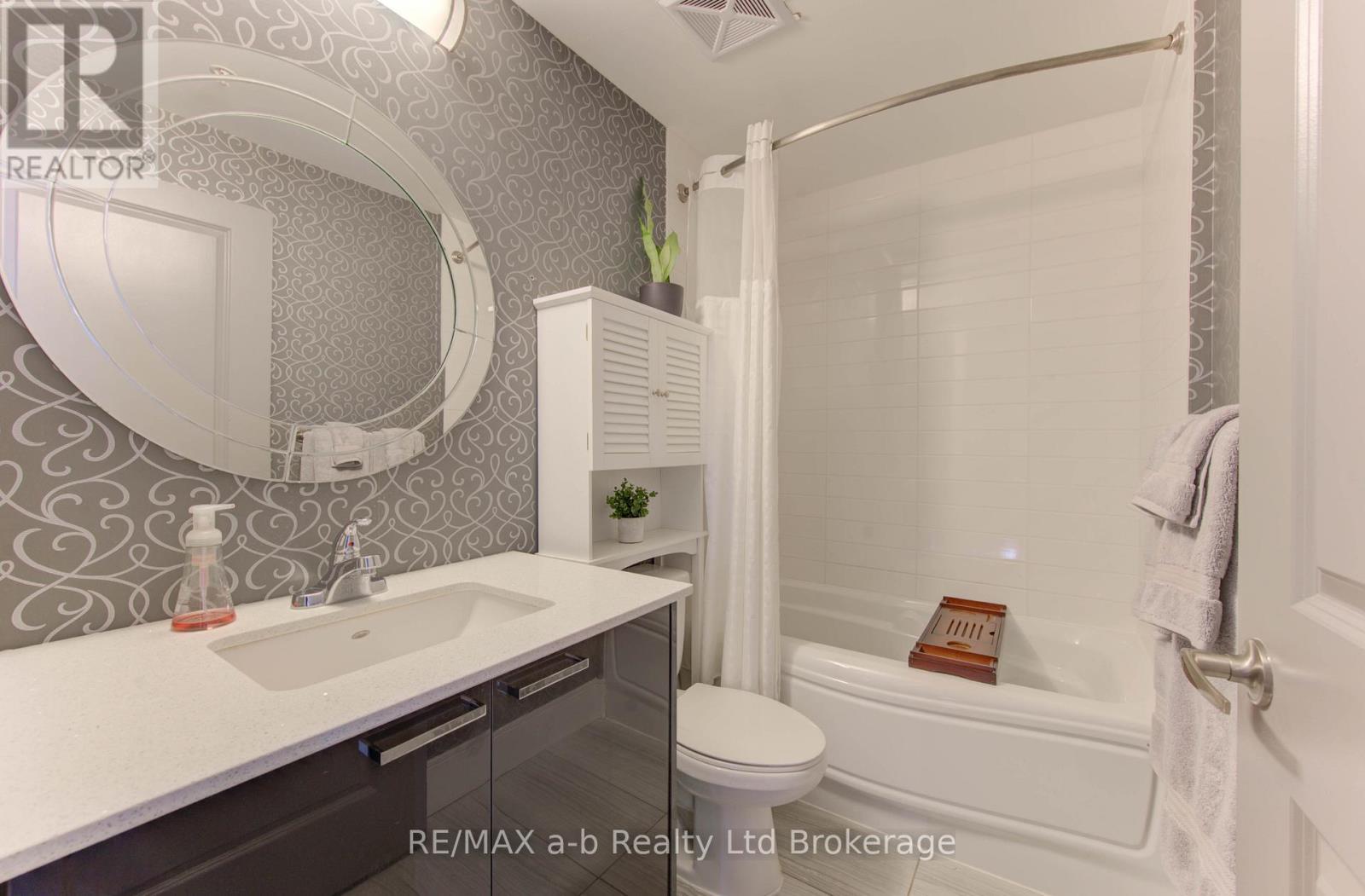 415 - 155 St Leger Street, Kitchener, Ontario  N2H 0B9 - Photo 17 - X12692736