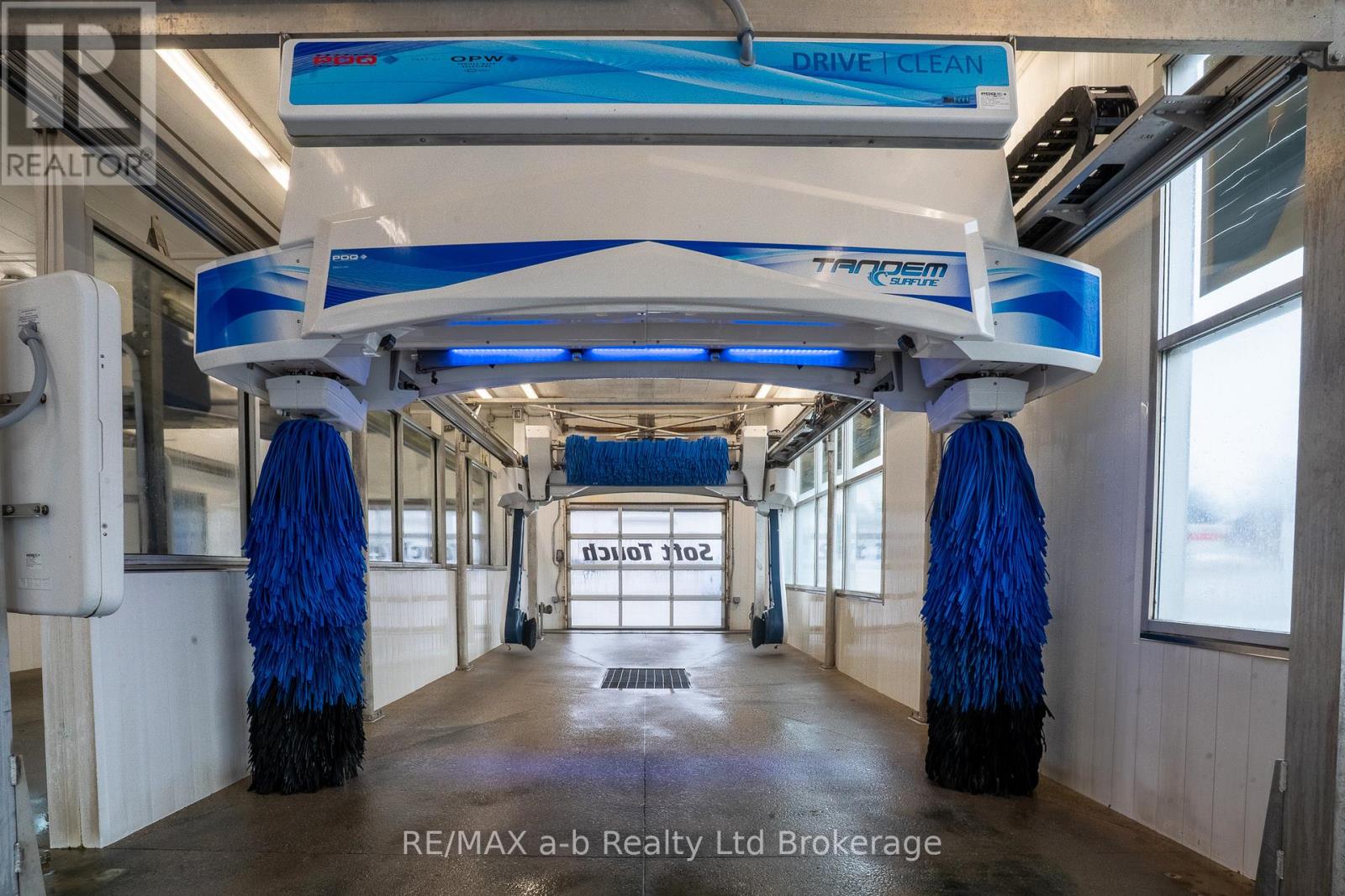 771 Dundas Street, Woodstock (Woodstock - North), Ontario  N4S 1G1 - Photo 5 - X12692822