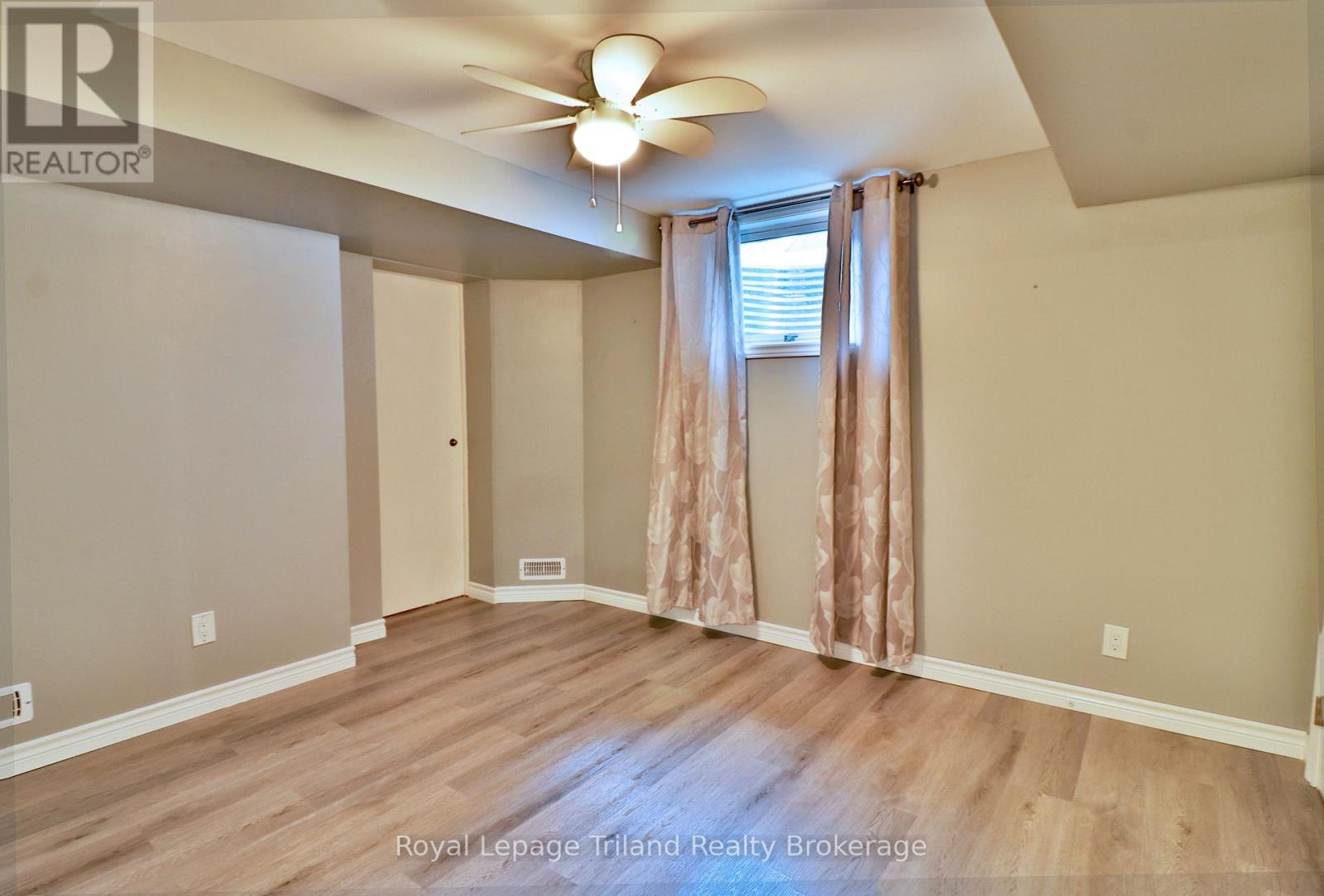 C - 93 Winniett Street, Woodstock (Woodstock - North), Ontario  N4S 5Z6 - Photo 5 - X12694226